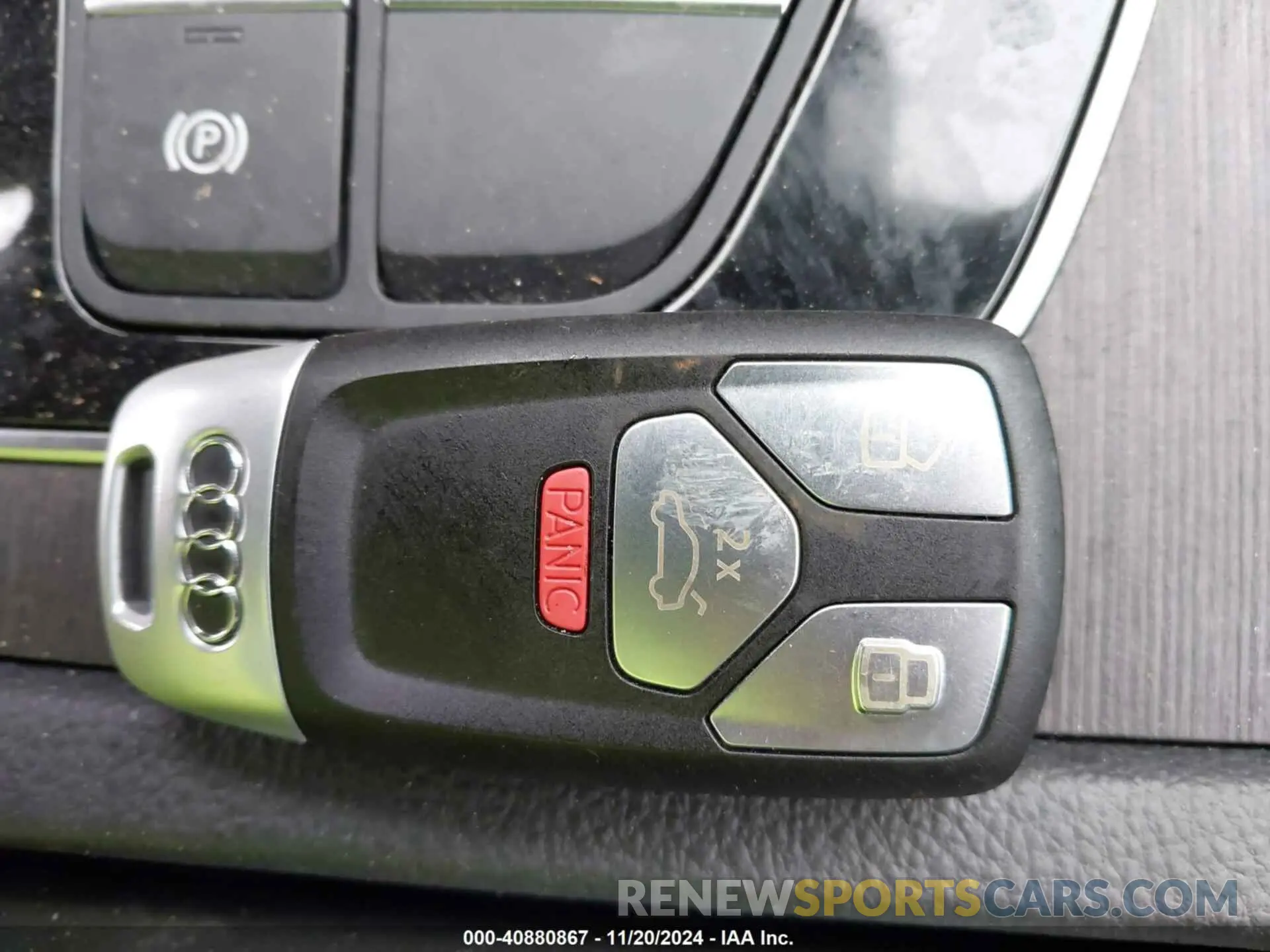 11 Photograph of a damaged car WA1BAAFY3M2084070 AUDI Q5 2021