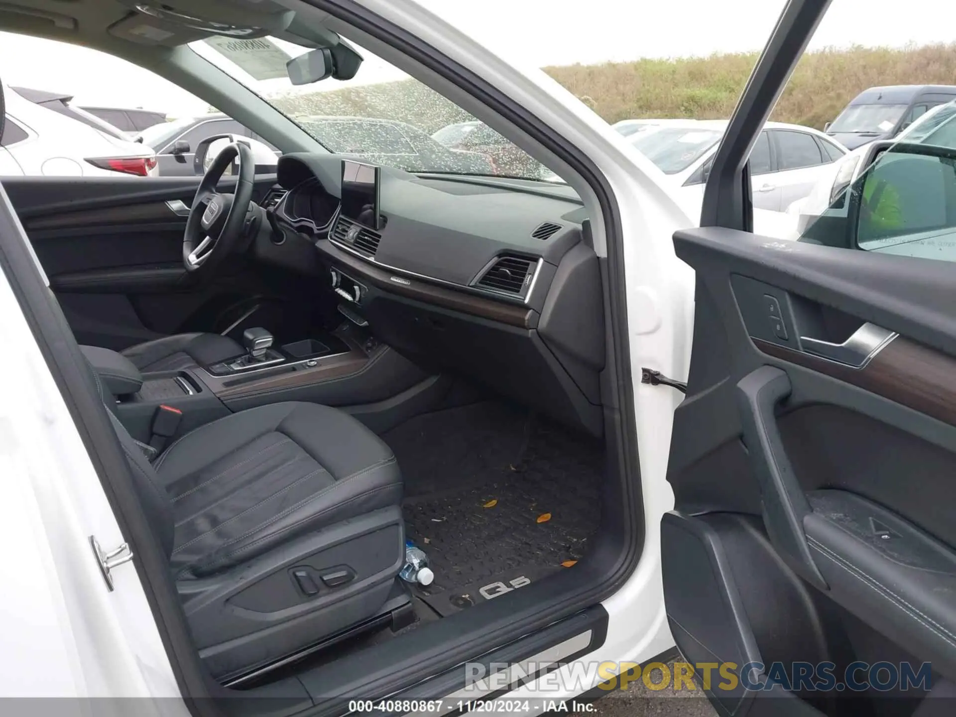 5 Photograph of a damaged car WA1BAAFY3M2084070 AUDI Q5 2021
