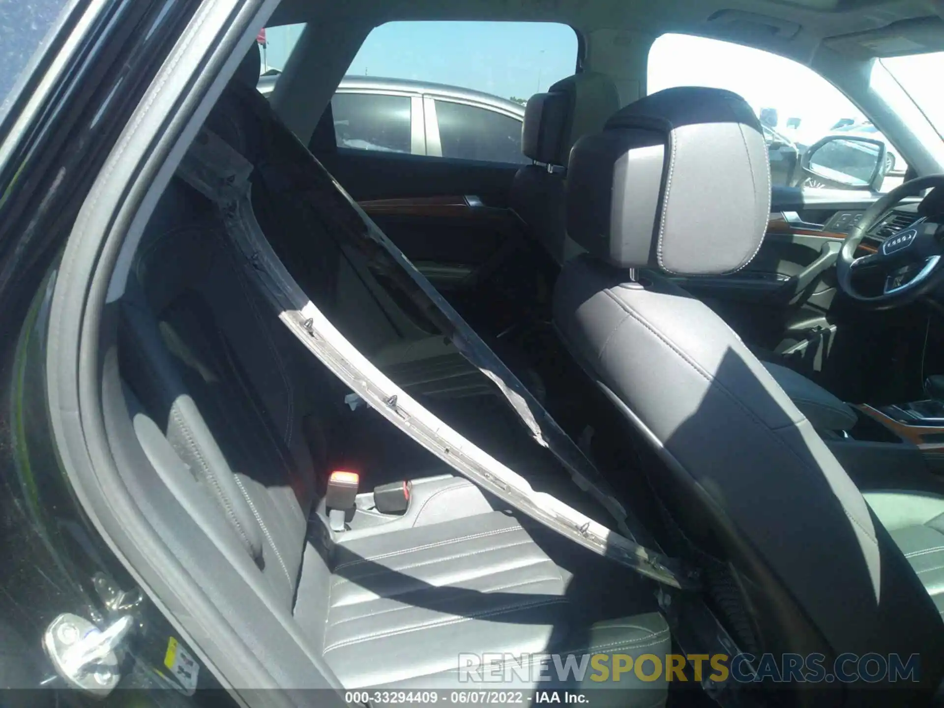 8 Photograph of a damaged car WA1BAAFY4M2014951 AUDI Q5 2021