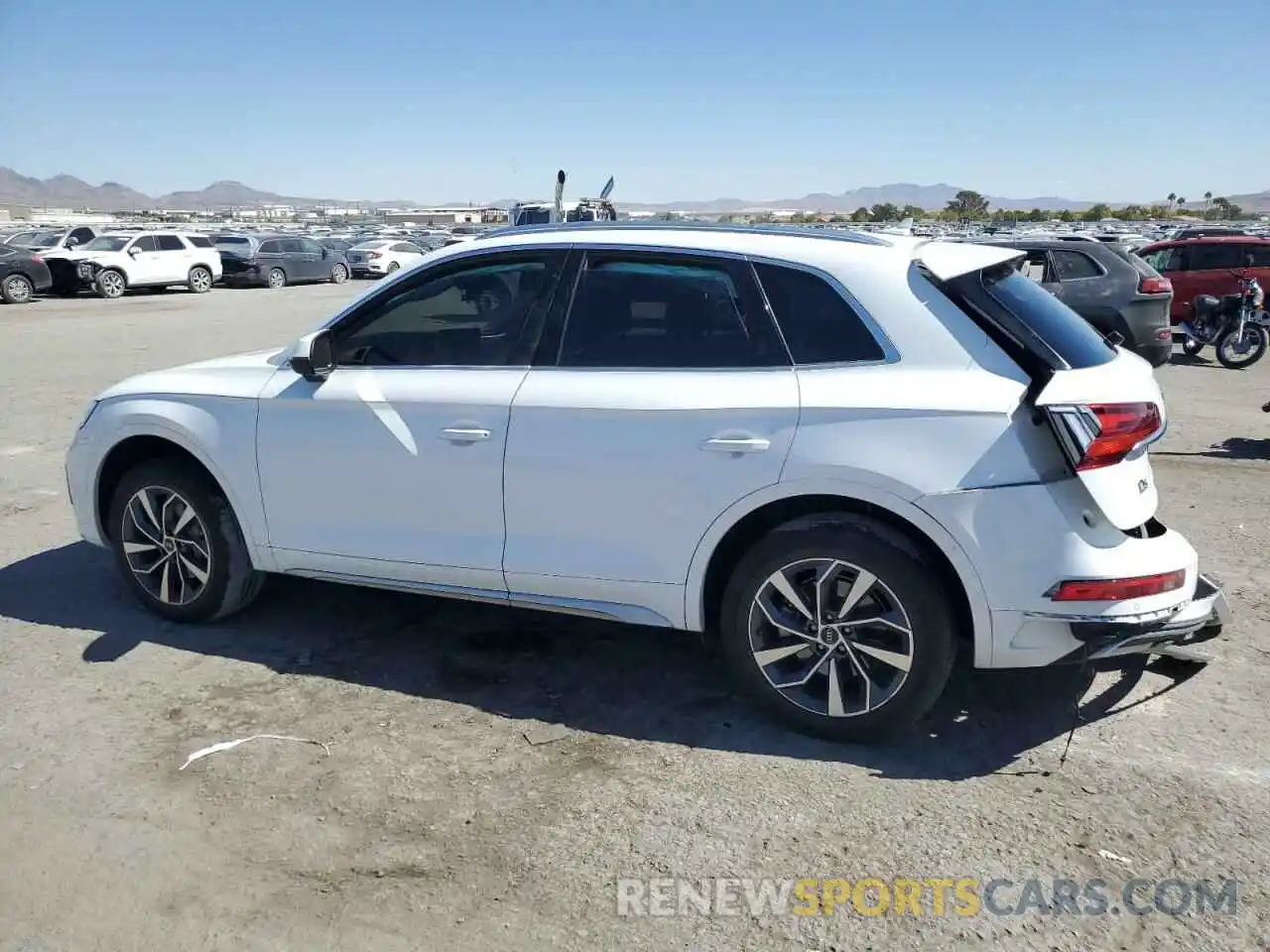 2 Photograph of a damaged car WA1BAAFY4M2017932 AUDI Q5 2021