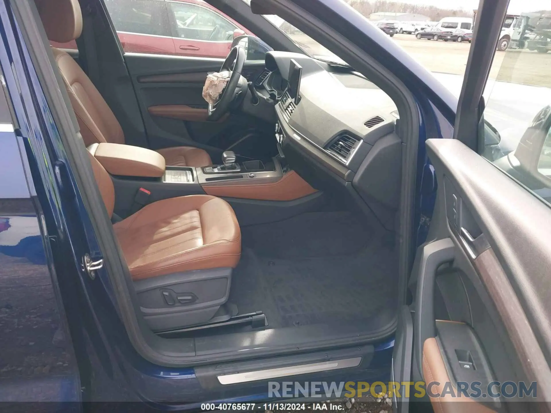 5 Photograph of a damaged car WA1BAAFY4M2051403 AUDI Q5 2021