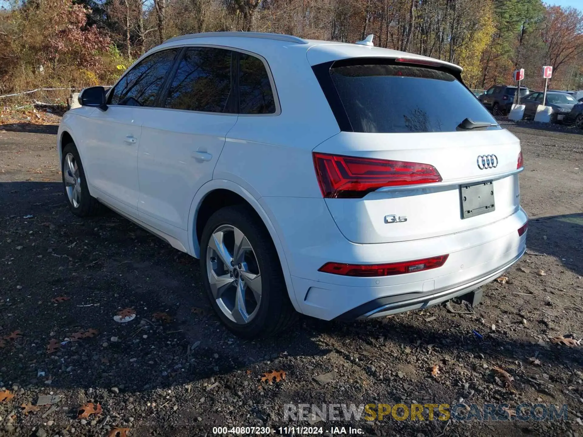 3 Photograph of a damaged car WA1BAAFY4M2066662 AUDI Q5 2021