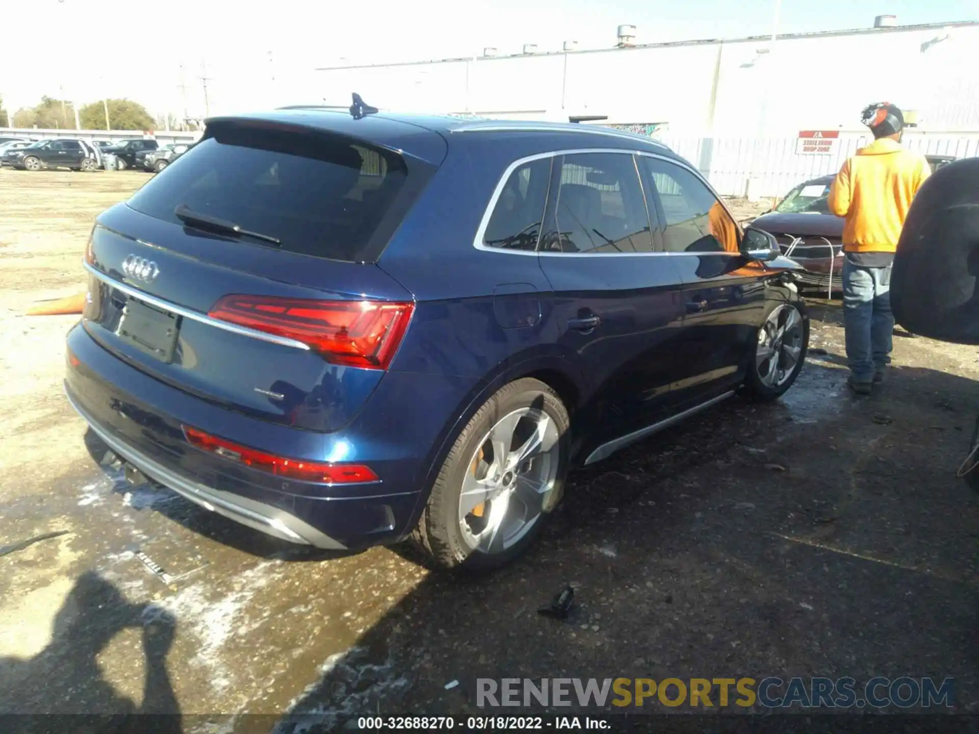 4 Photograph of a damaged car WA1BAAFY4M2132093 AUDI Q5 2021