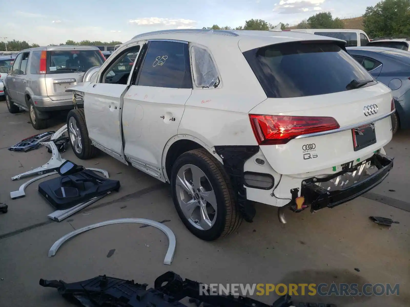 3 Photograph of a damaged car WA1BAAFY4M2133633 AUDI Q5 2021