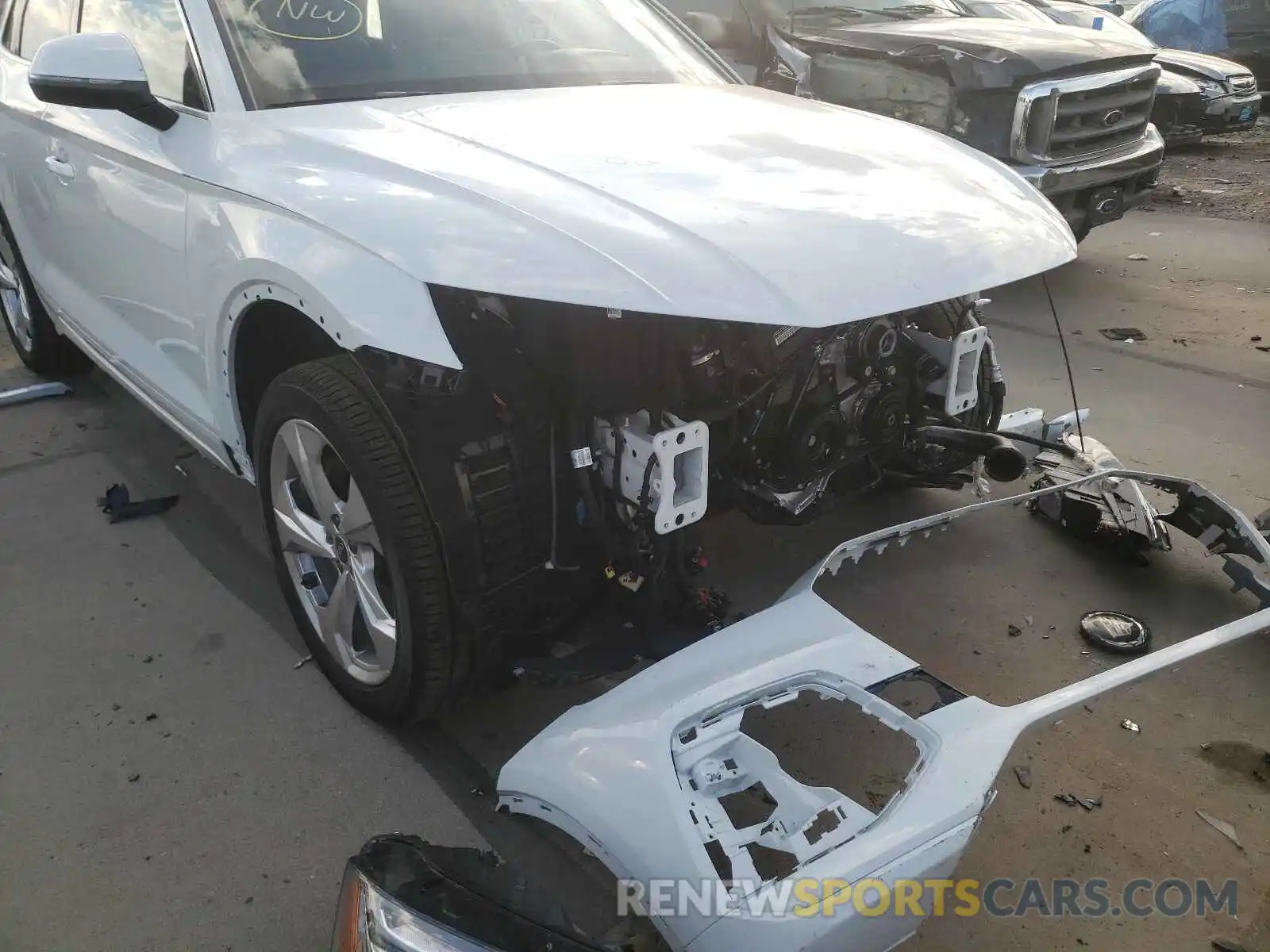 9 Photograph of a damaged car WA1BAAFY4M2133633 AUDI Q5 2021