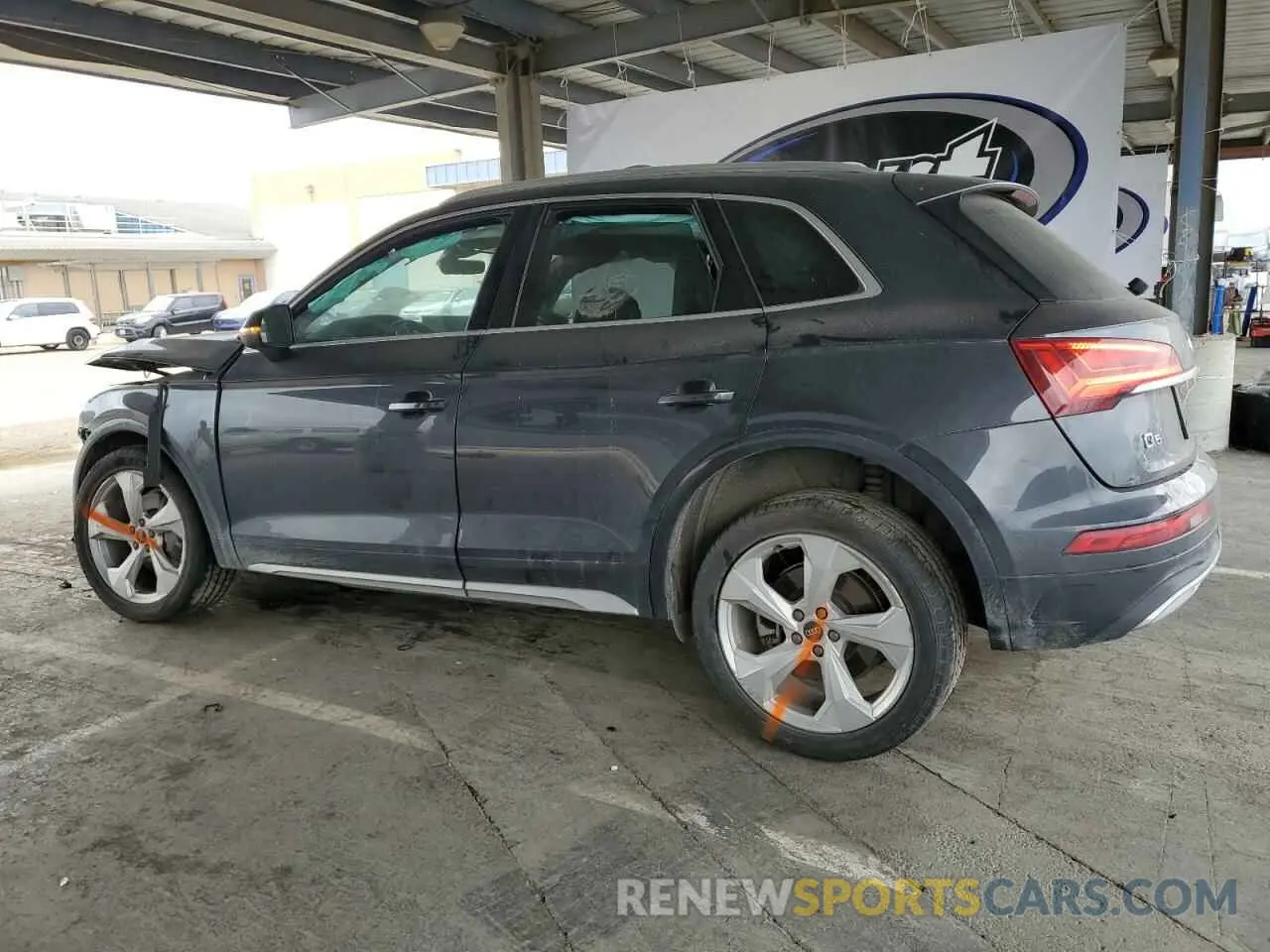 2 Photograph of a damaged car WA1BAAFY5M2006907 AUDI Q5 2021