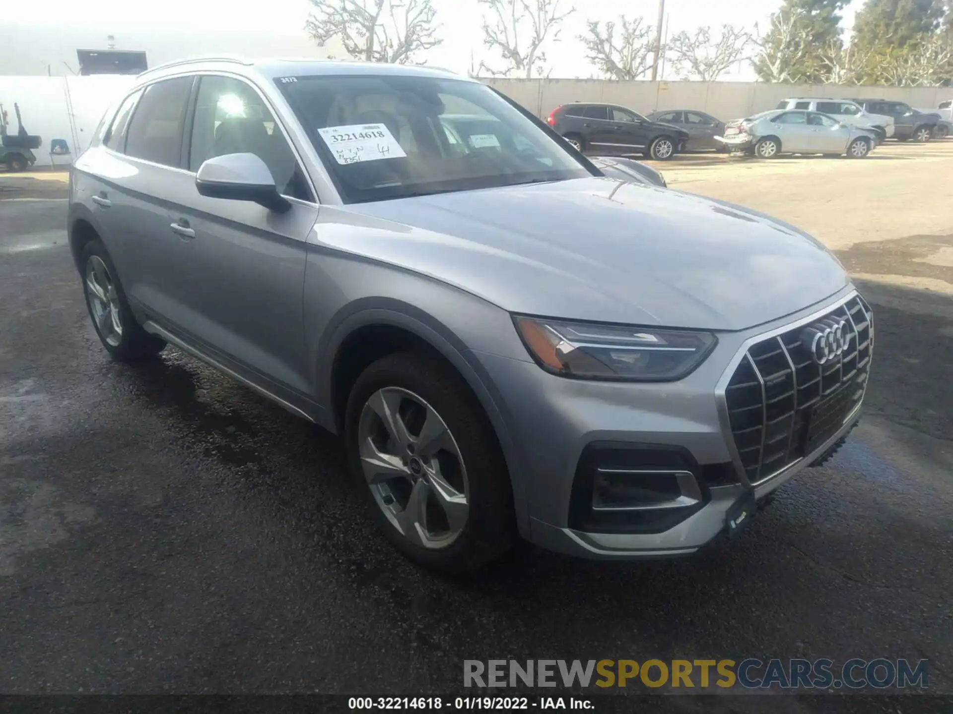 1 Photograph of a damaged car WA1BAAFY5M2014053 AUDI Q5 2021