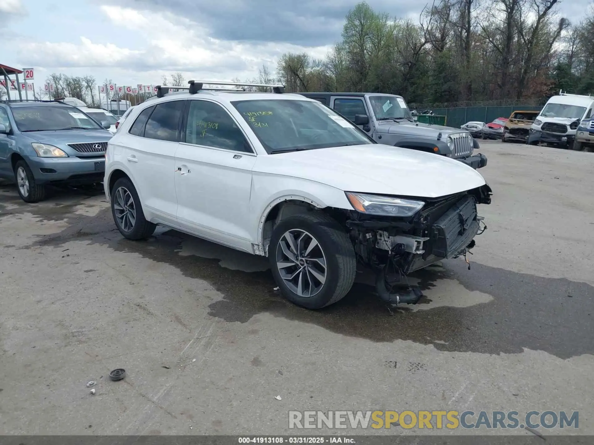 1 Photograph of a damaged car WA1BAAFY5M2018717 AUDI Q5 2021