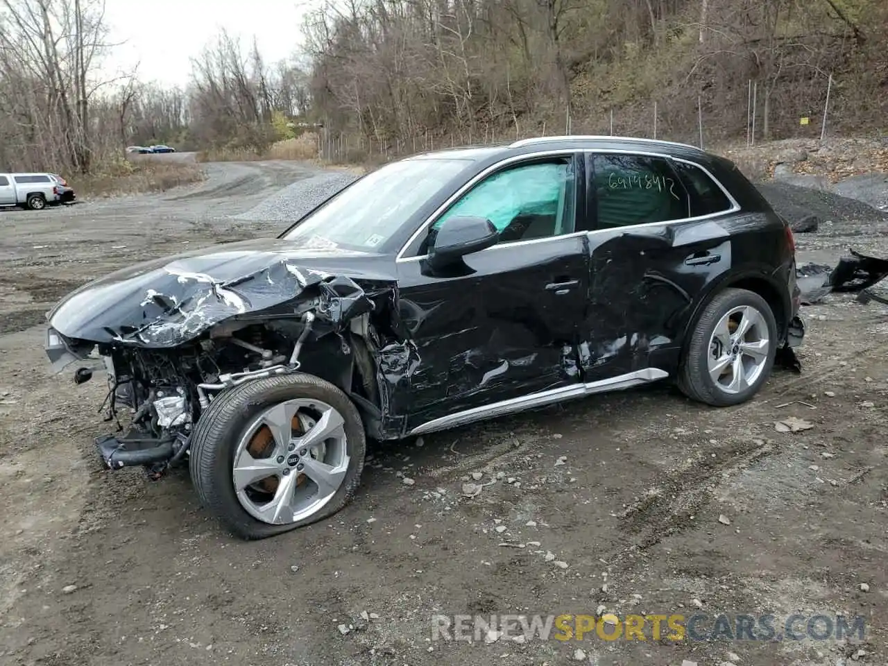 1 Photograph of a damaged car WA1BAAFY5M2023769 AUDI Q5 2021