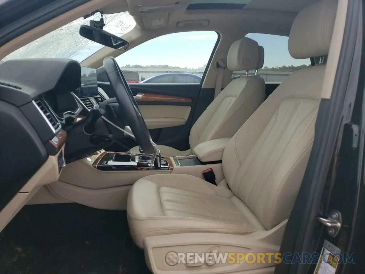 7 Photograph of a damaged car WA1BAAFY5M2035355 AUDI Q5 2021