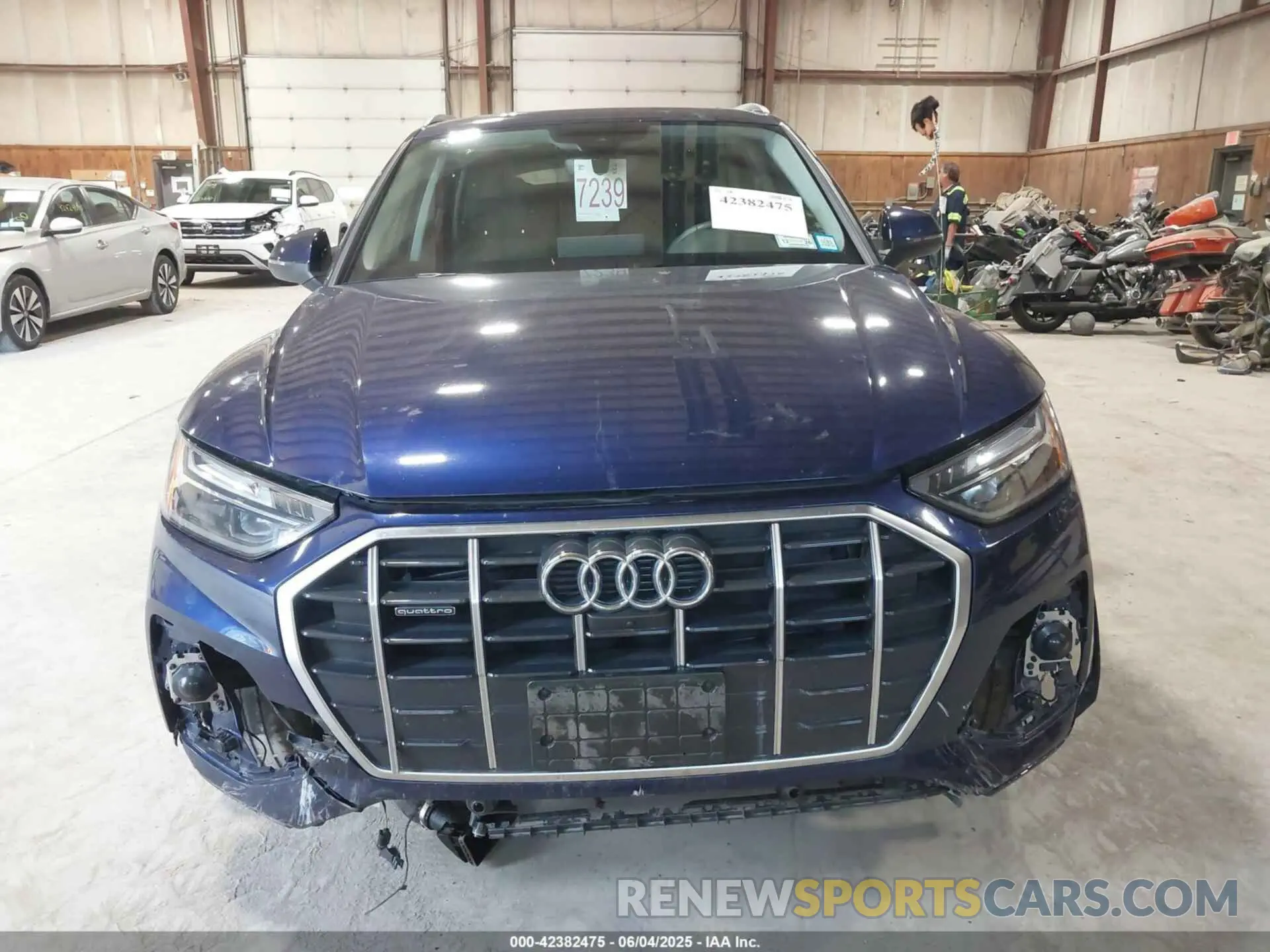 13 Photograph of a damaged car WA1BAAFY5M2060286 AUDI Q5 2021