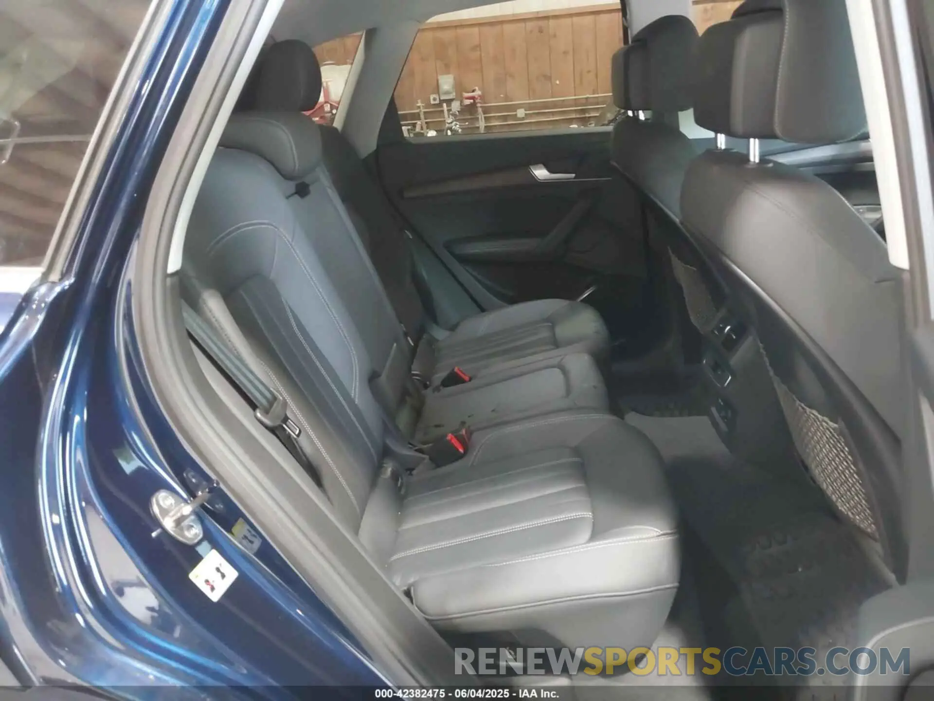 8 Photograph of a damaged car WA1BAAFY5M2060286 AUDI Q5 2021