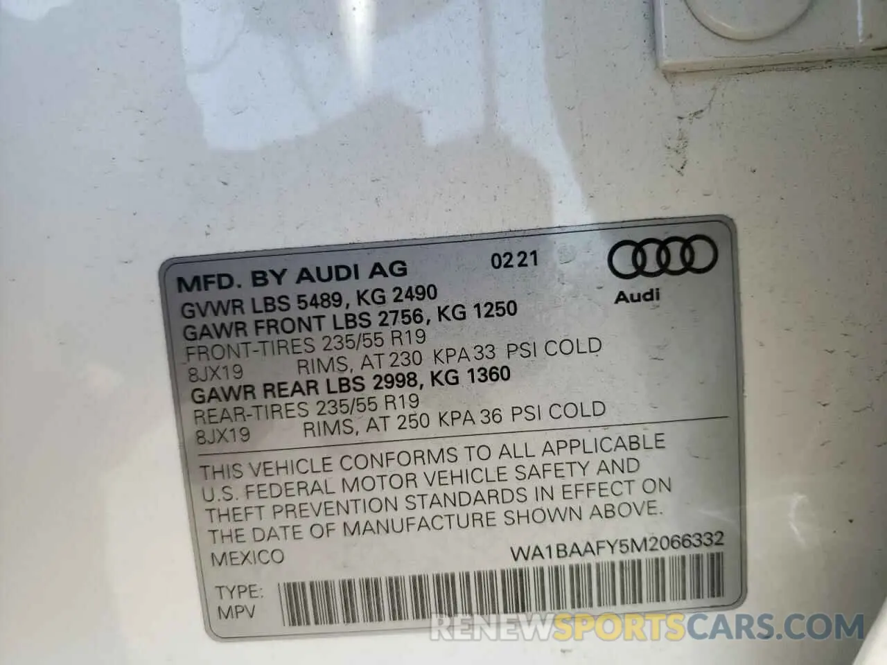 10 Photograph of a damaged car WA1BAAFY5M2066332 AUDI Q5 2021