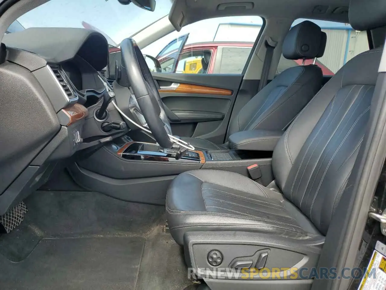 7 Photograph of a damaged car WA1BAAFY5M2127730 AUDI Q5 2021