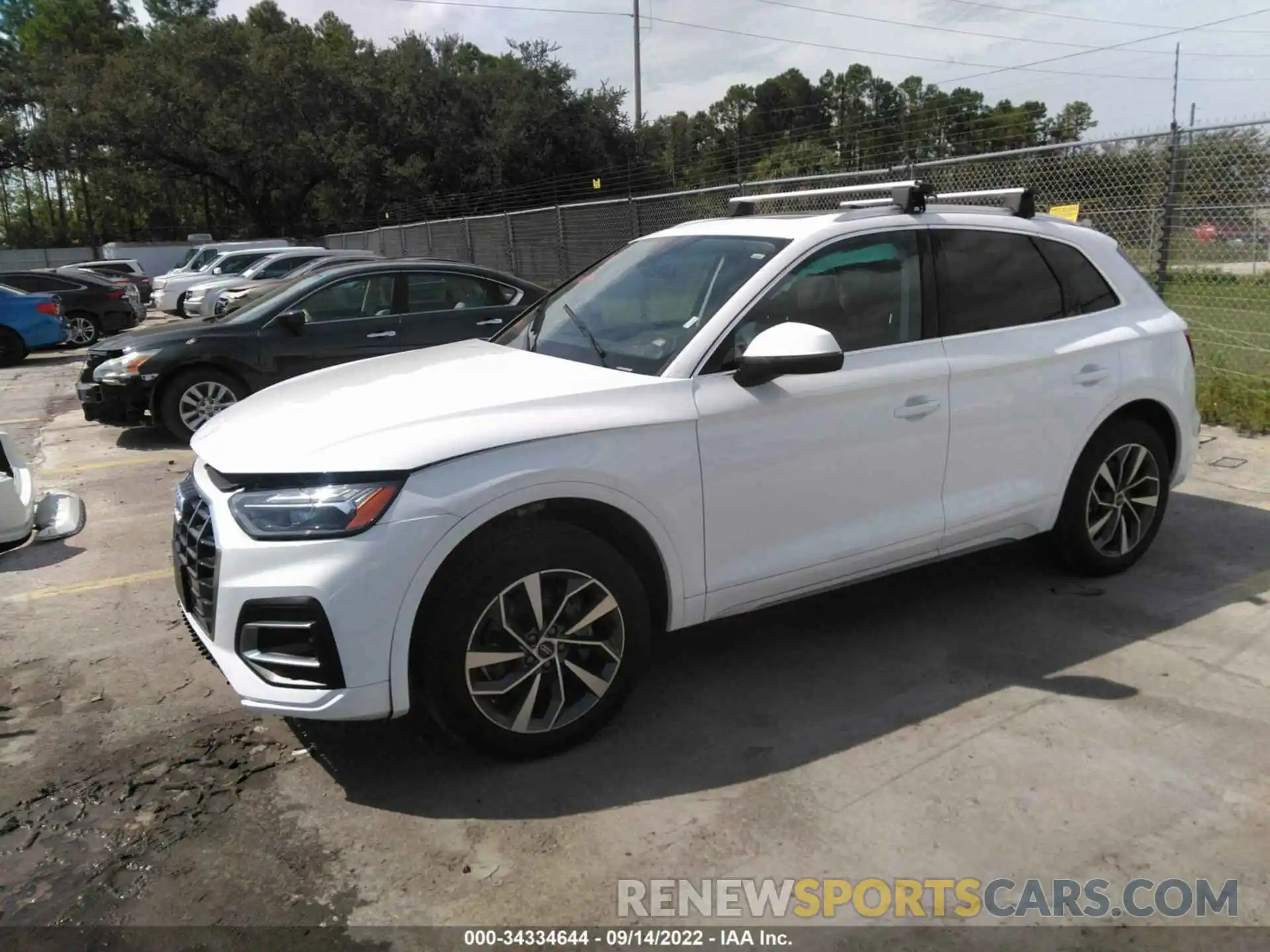 2 Photograph of a damaged car WA1BAAFY6M2023473 AUDI Q5 2021