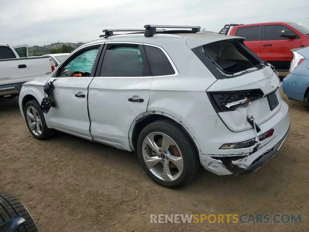 2 Photograph of a damaged car WA1BAAFY6M2025420 AUDI Q5 2021