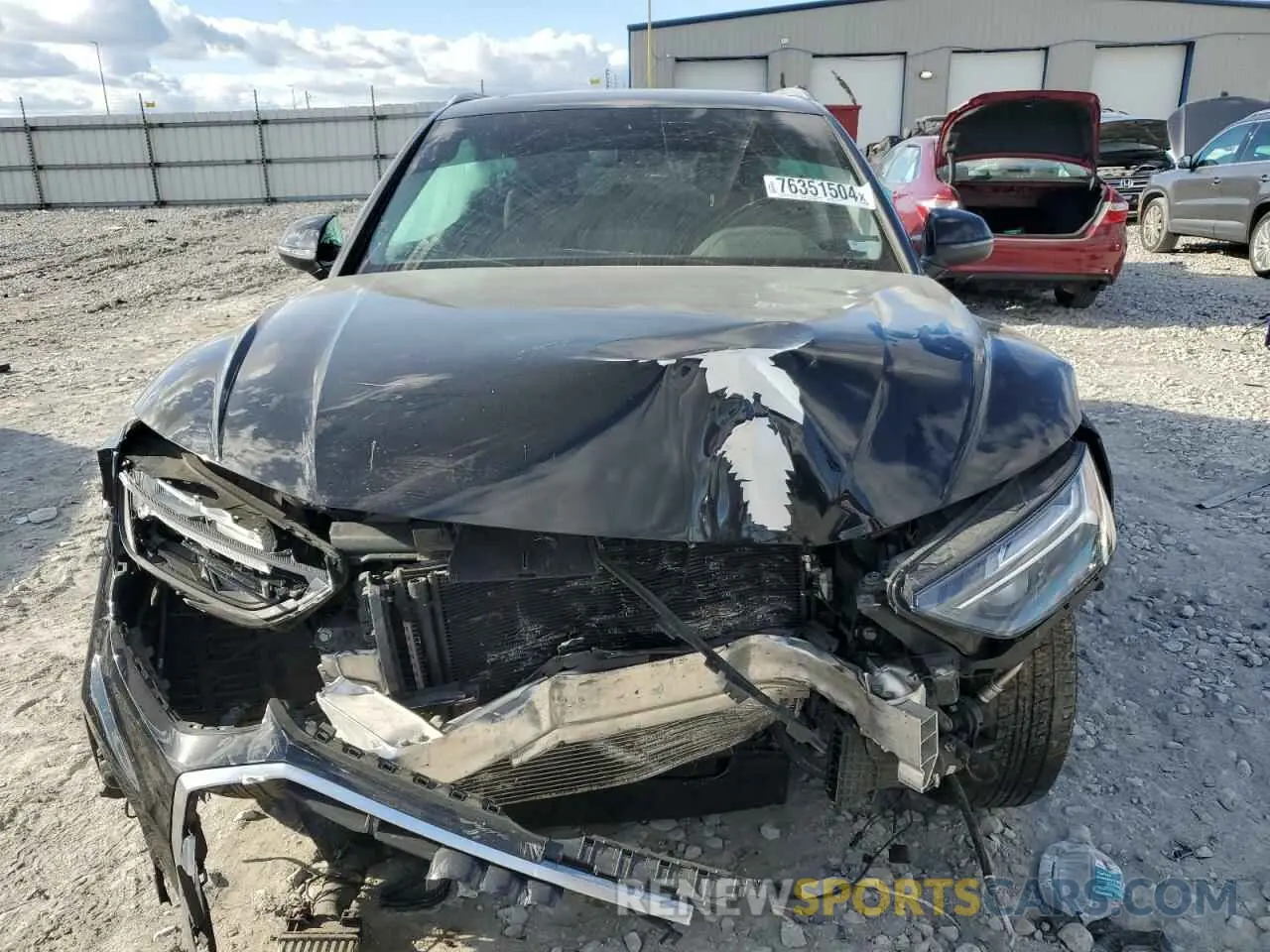5 Photograph of a damaged car WA1BAAFY6M2051984 AUDI Q5 2021