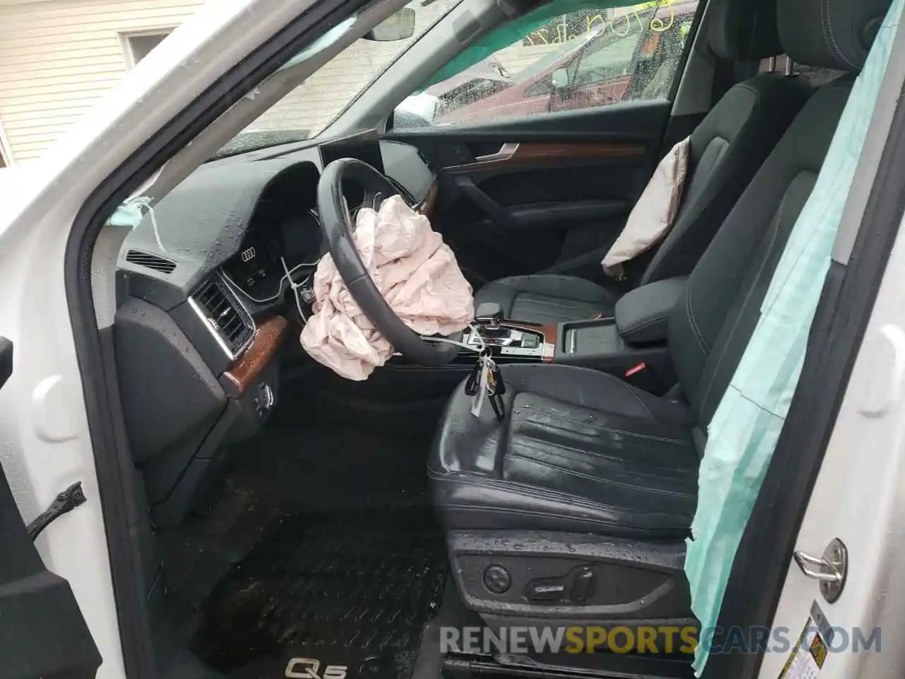 5 Photograph of a damaged car WA1BAAFY6M2053038 AUDI Q5 2021