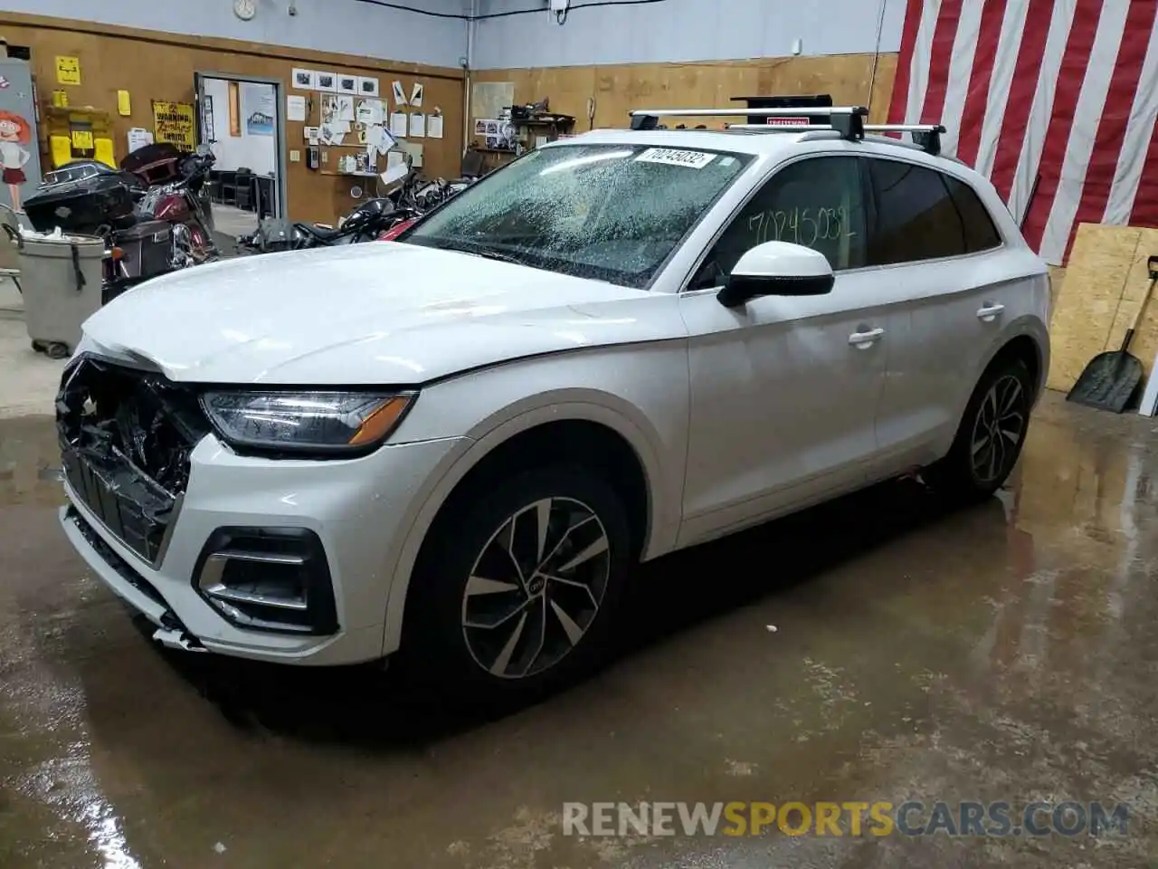 1 Photograph of a damaged car WA1BAAFY6M2086122 AUDI Q5 2021