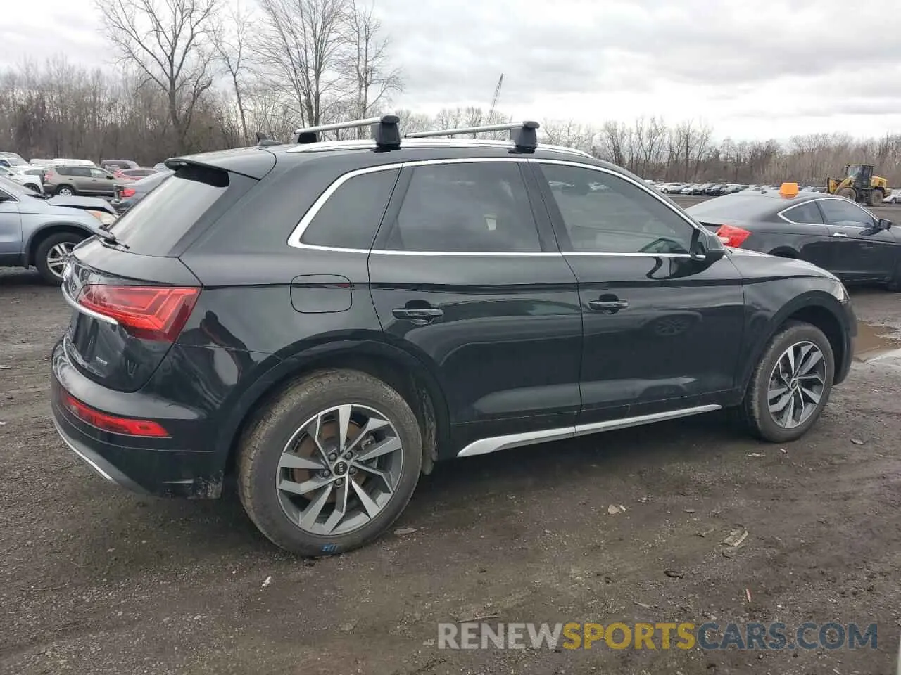 3 Photograph of a damaged car WA1BAAFY6M2087402 AUDI Q5 2021