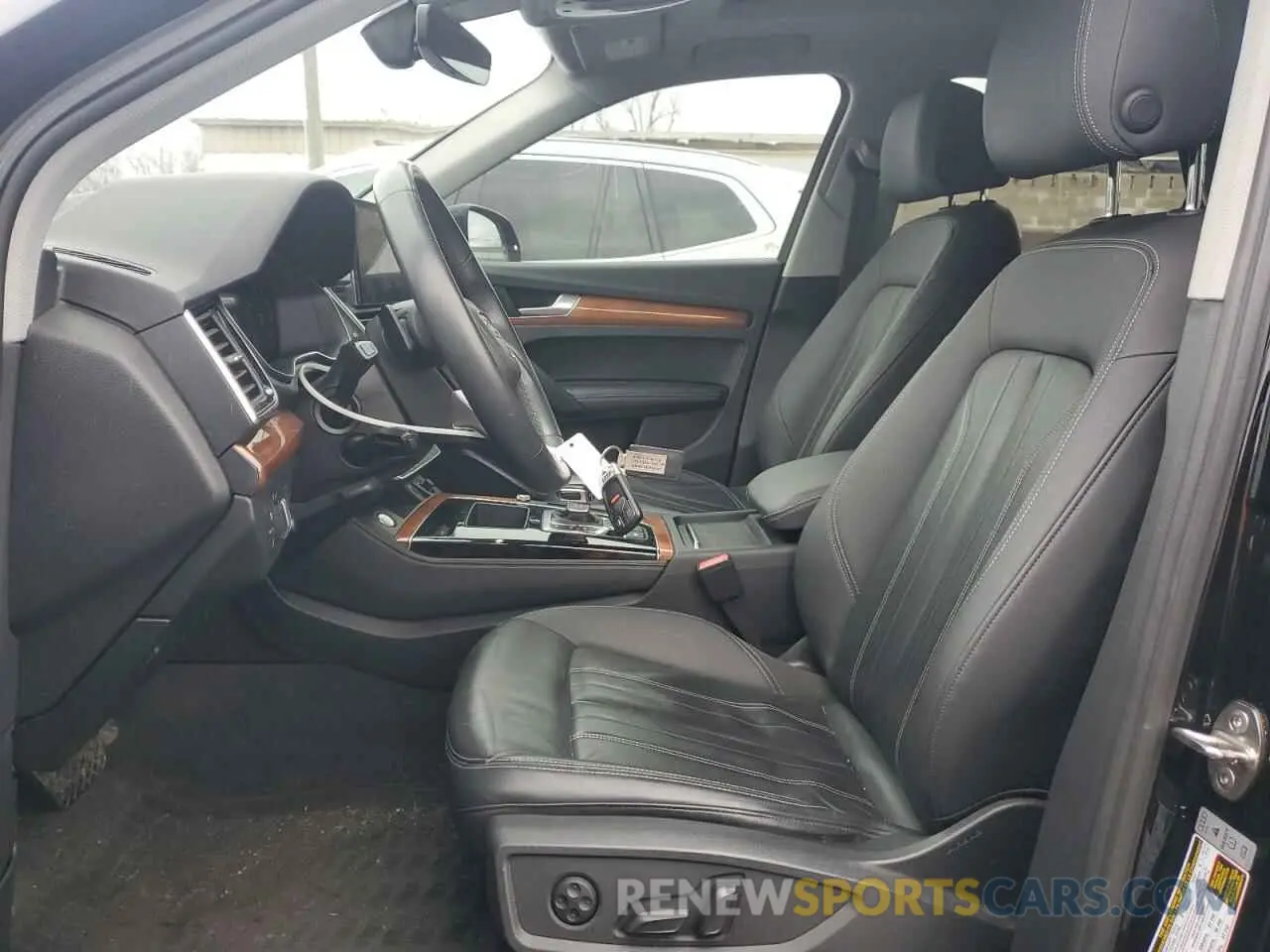 7 Photograph of a damaged car WA1BAAFY6M2087402 AUDI Q5 2021