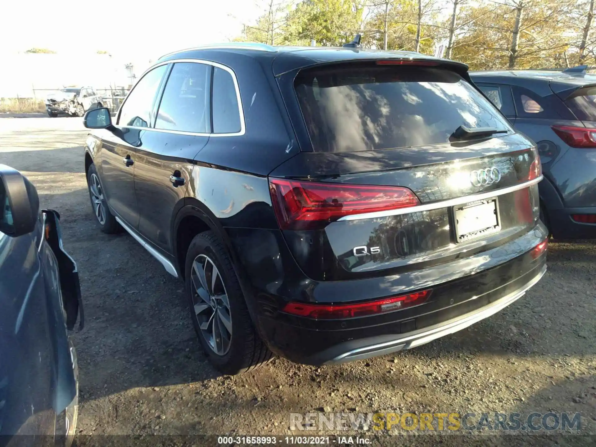 3 Photograph of a damaged car WA1BAAFY6M2104943 AUDI Q5 2021