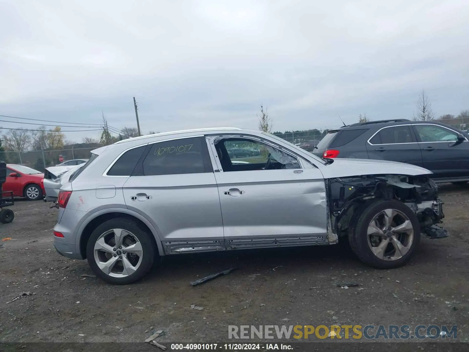 13 Photograph of a damaged car WA1BAAFY6M2113092 AUDI Q5 2021