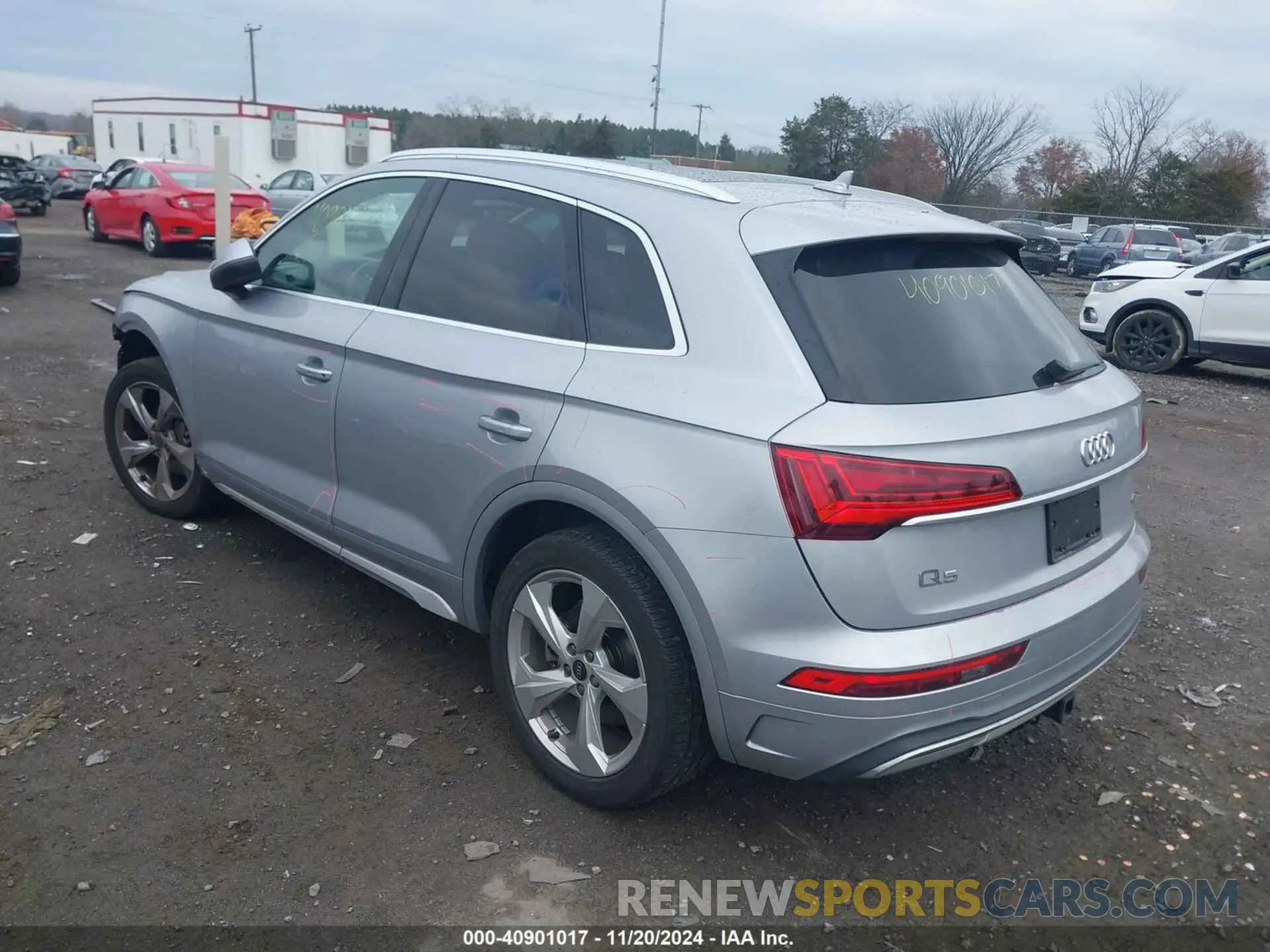 3 Photograph of a damaged car WA1BAAFY6M2113092 AUDI Q5 2021