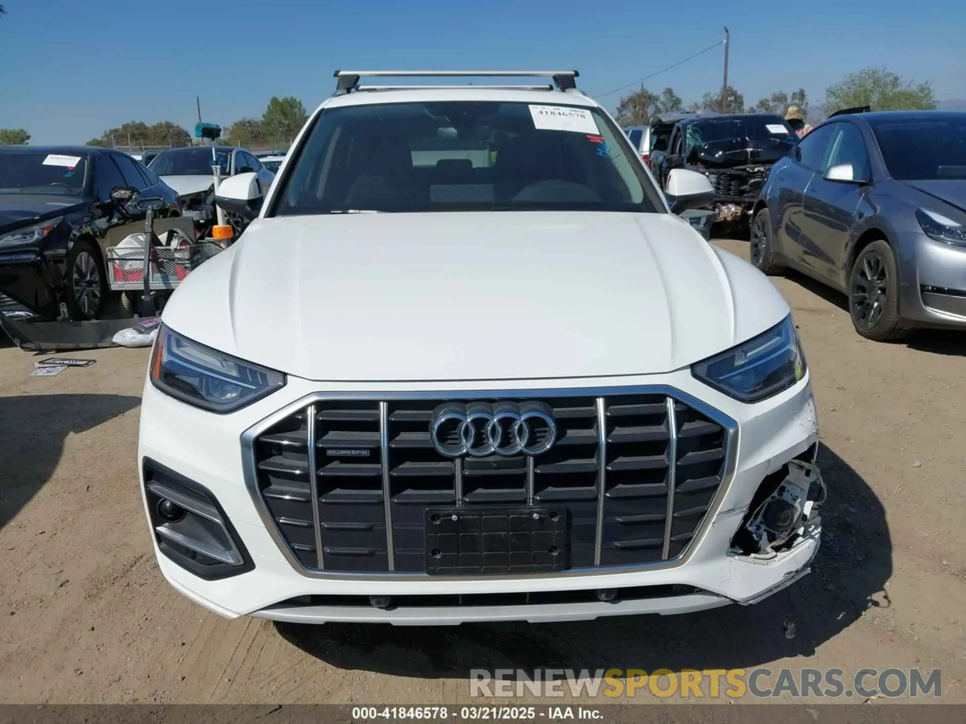 12 Photograph of a damaged car WA1BAAFY6M2113867 AUDI Q5 2021