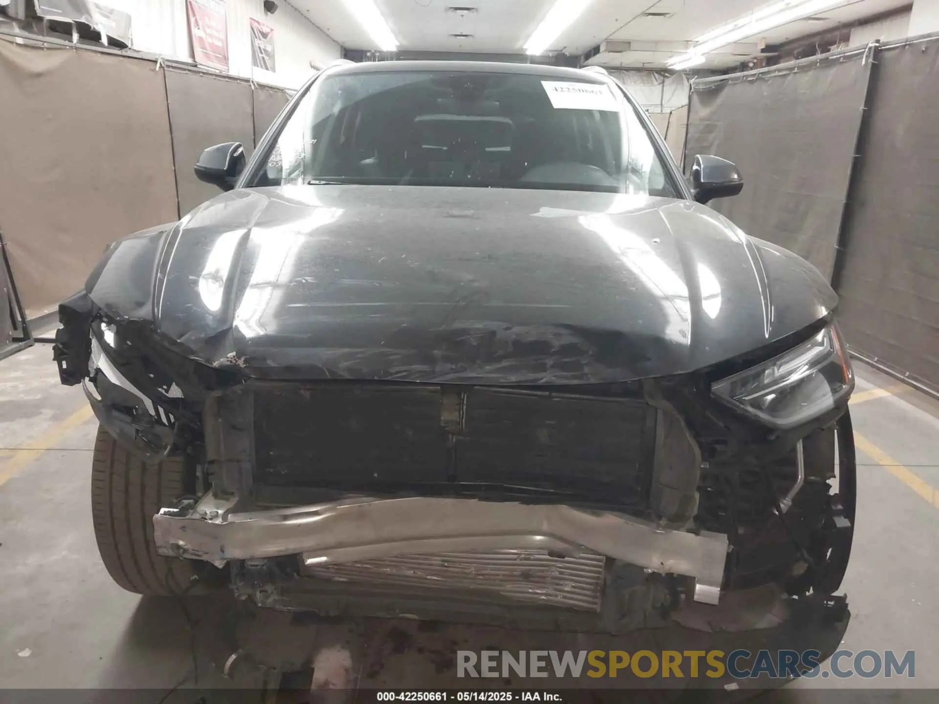 12 Photograph of a damaged car WA1BAAFY6M2130300 AUDI Q5 2021