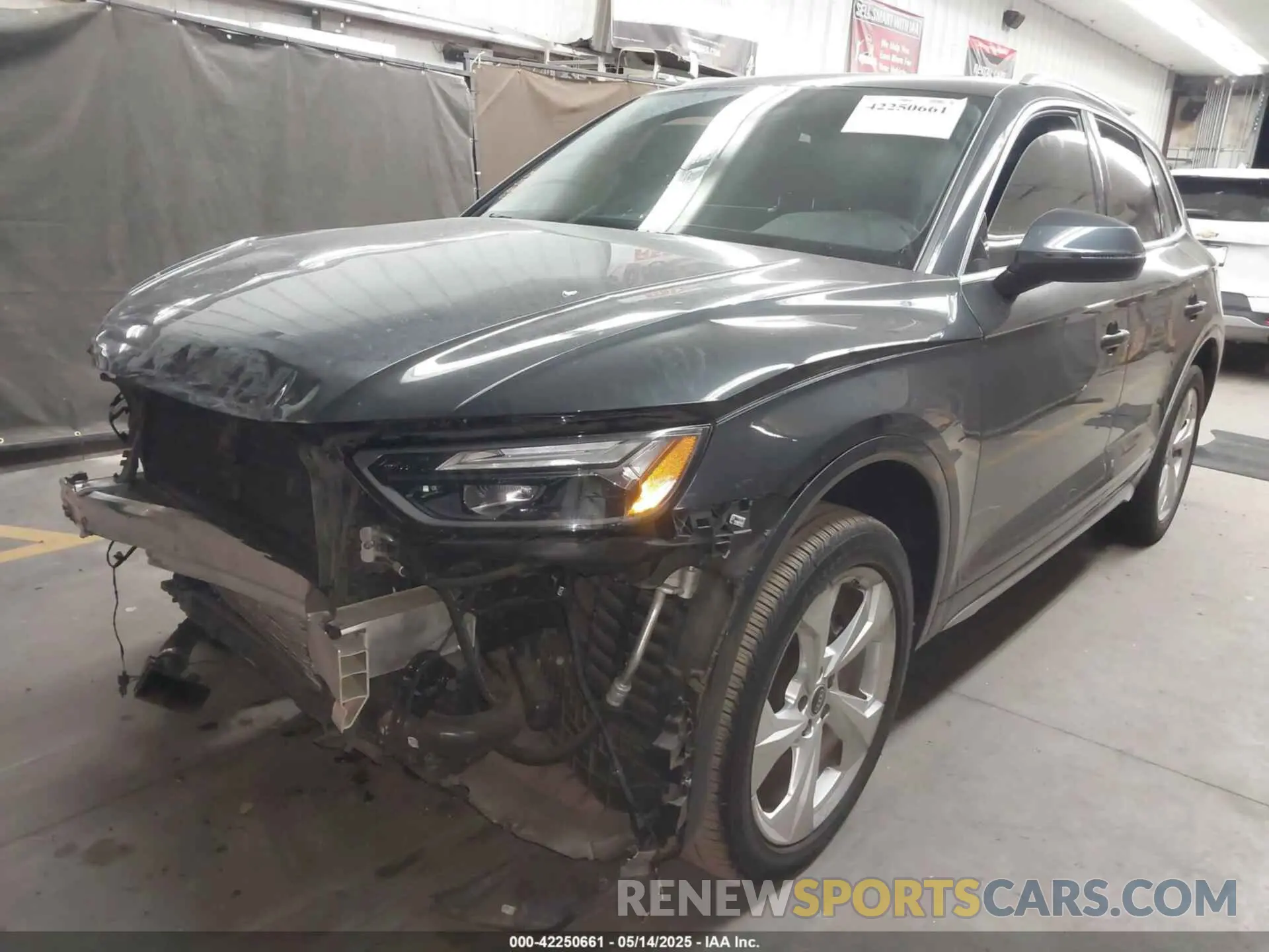 2 Photograph of a damaged car WA1BAAFY6M2130300 AUDI Q5 2021