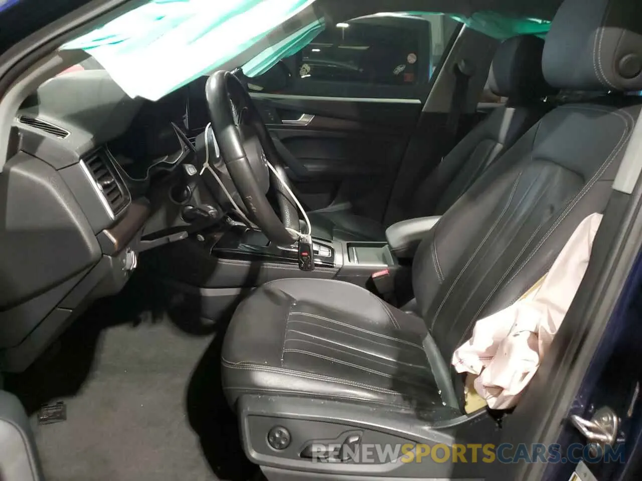 7 Photograph of a damaged car WA1BAAFY7M2030867 AUDI Q5 2021