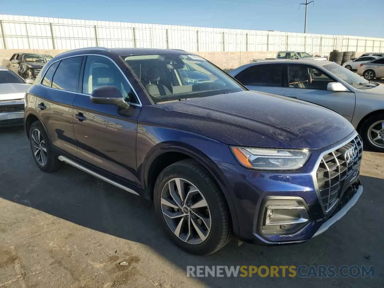 4 Photograph of a damaged car WA1BAAFY7M2059625 AUDI Q5 2021