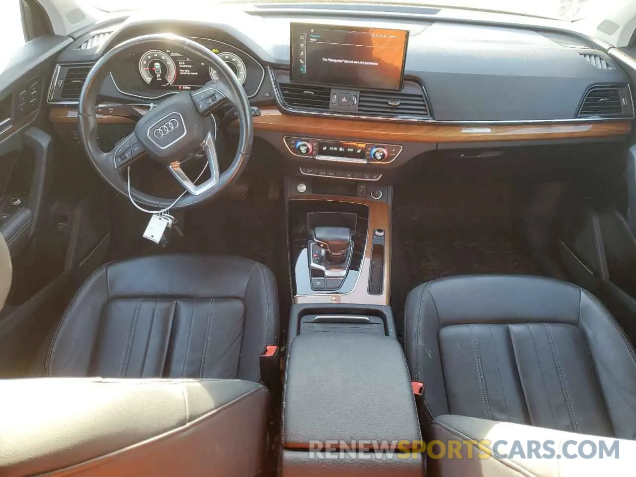8 Photograph of a damaged car WA1BAAFY7M2059625 AUDI Q5 2021