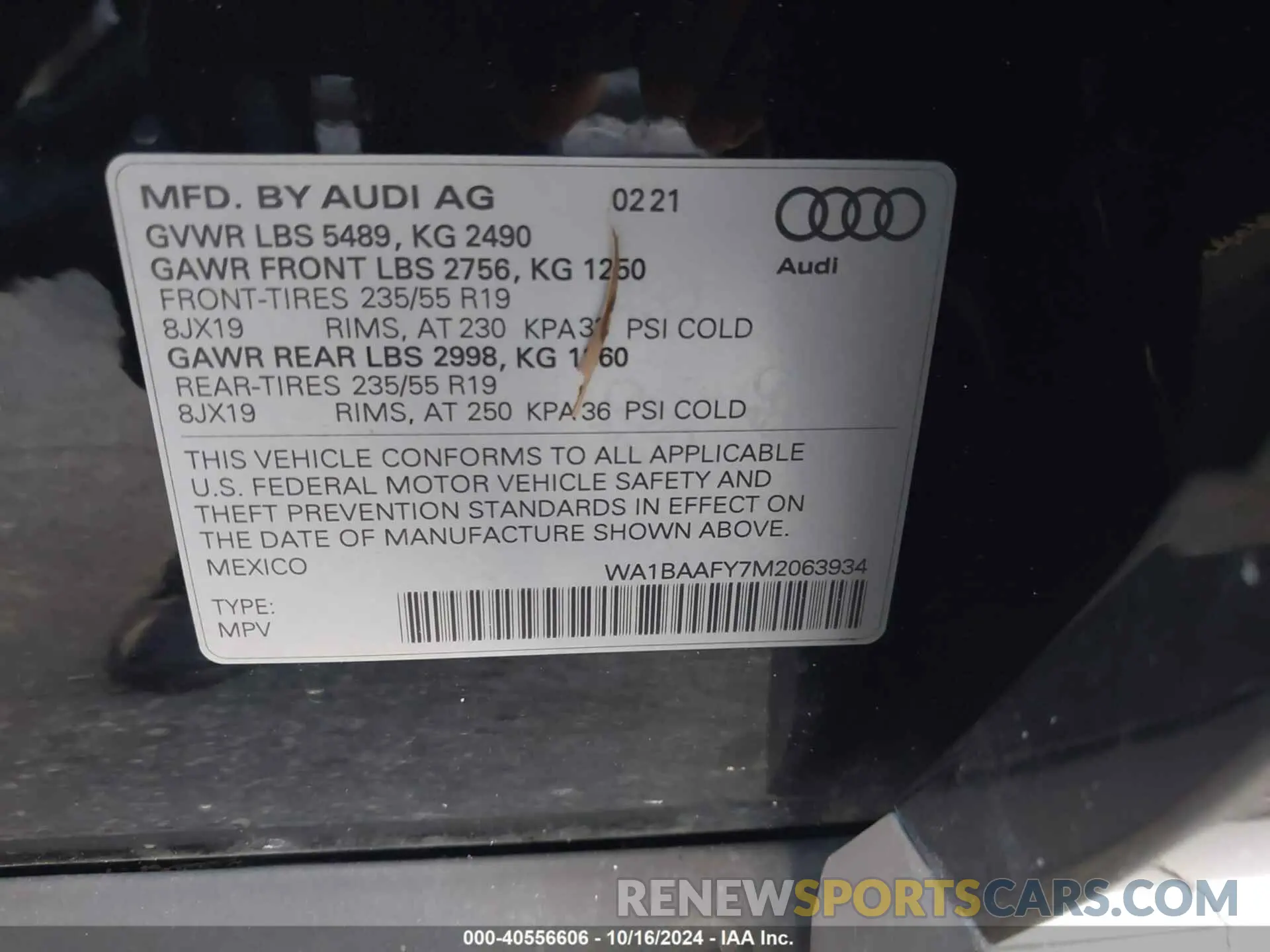 9 Photograph of a damaged car WA1BAAFY7M2063934 AUDI Q5 2021