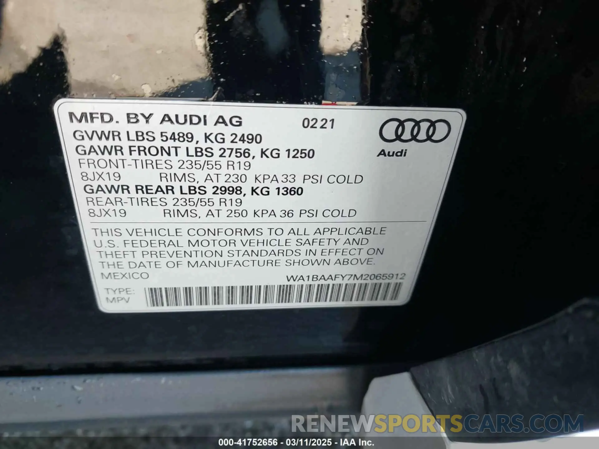 9 Photograph of a damaged car WA1BAAFY7M2065912 AUDI Q5 2021