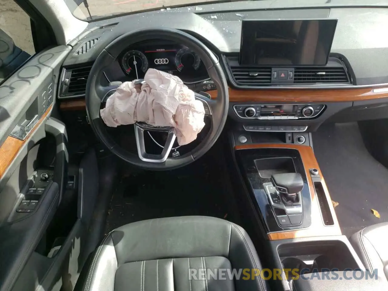 8 Photograph of a damaged car WA1BAAFY7M2108659 AUDI Q5 2021