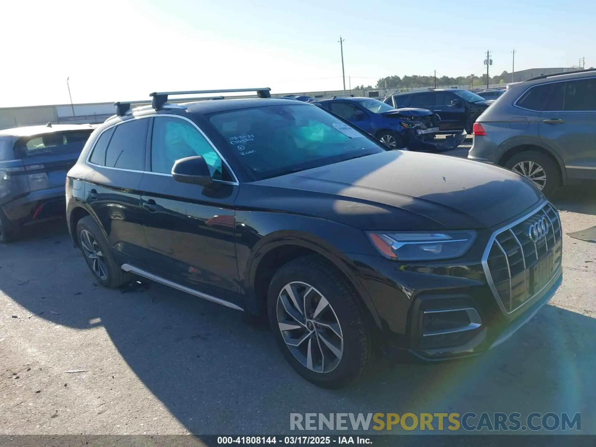 1 Photograph of a damaged car WA1BAAFY7M2112601 AUDI Q5 2021