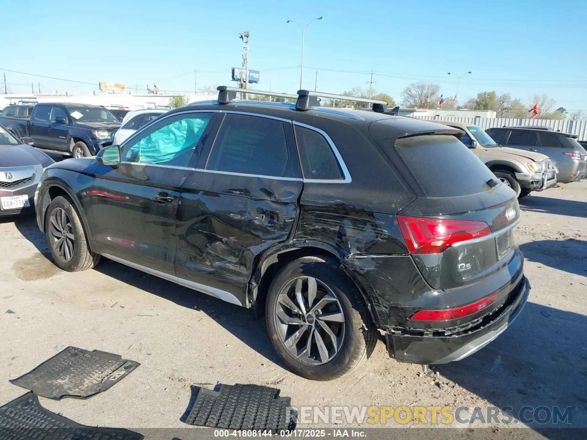 3 Photograph of a damaged car WA1BAAFY7M2112601 AUDI Q5 2021