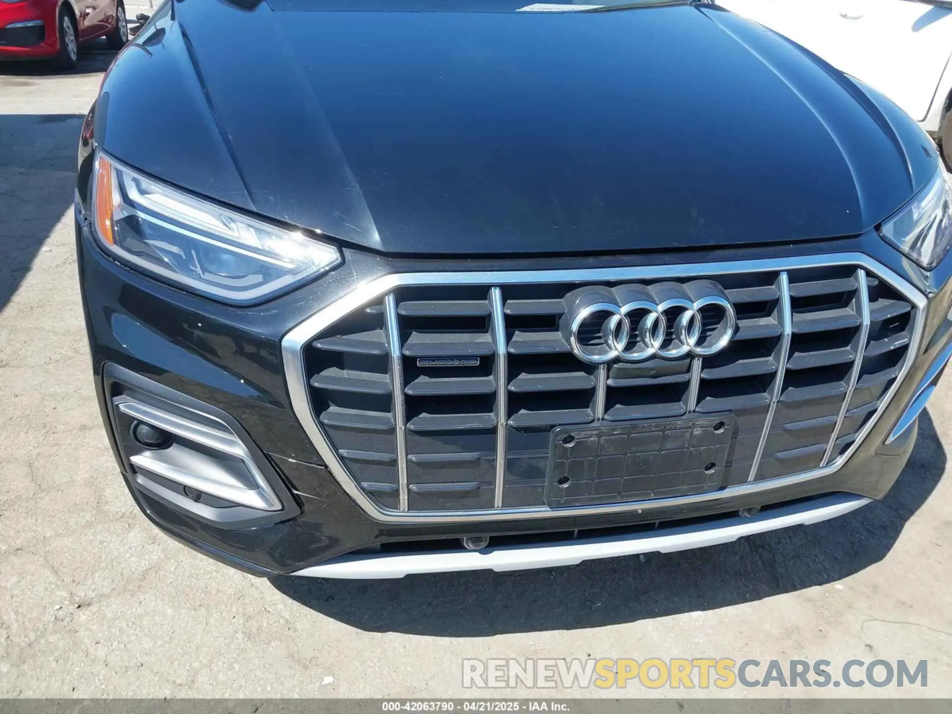 17 Photograph of a damaged car WA1BAAFY7M2114476 AUDI Q5 2021