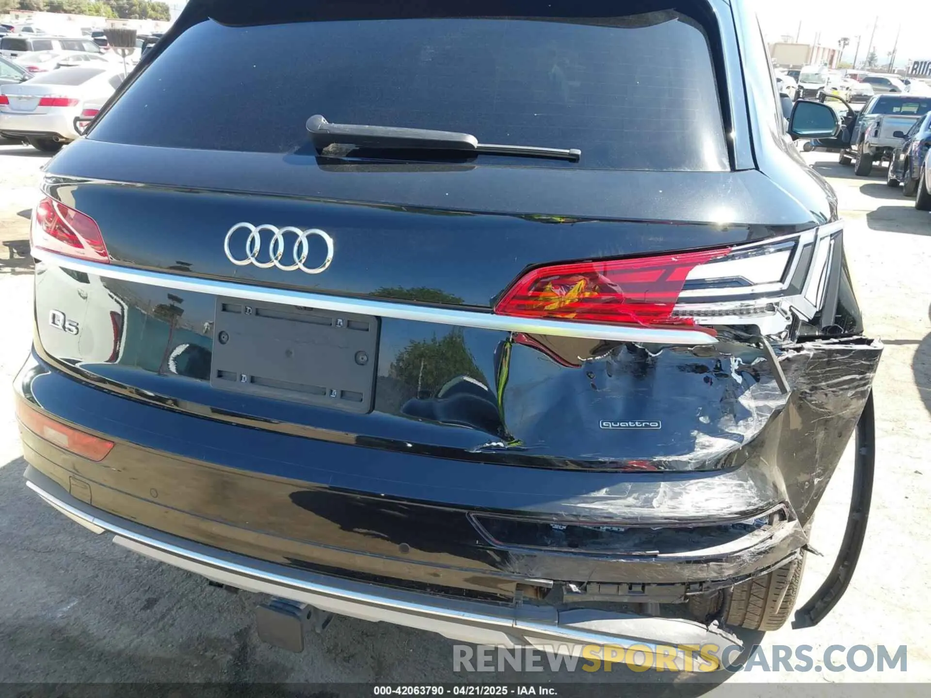 6 Photograph of a damaged car WA1BAAFY7M2114476 AUDI Q5 2021