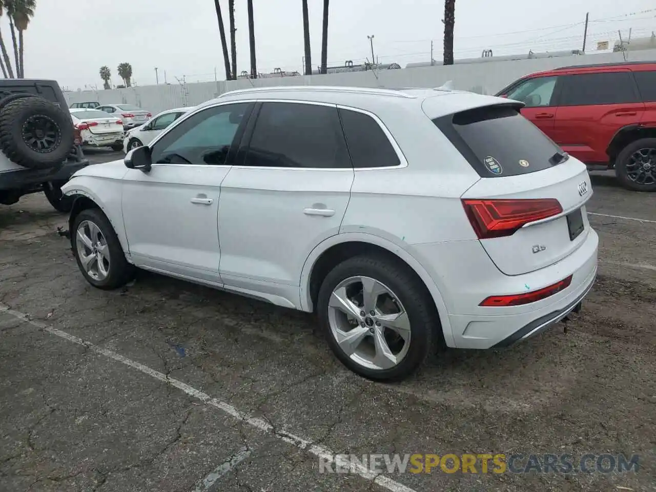 2 Photograph of a damaged car WA1BAAFY8M2015293 AUDI Q5 2021