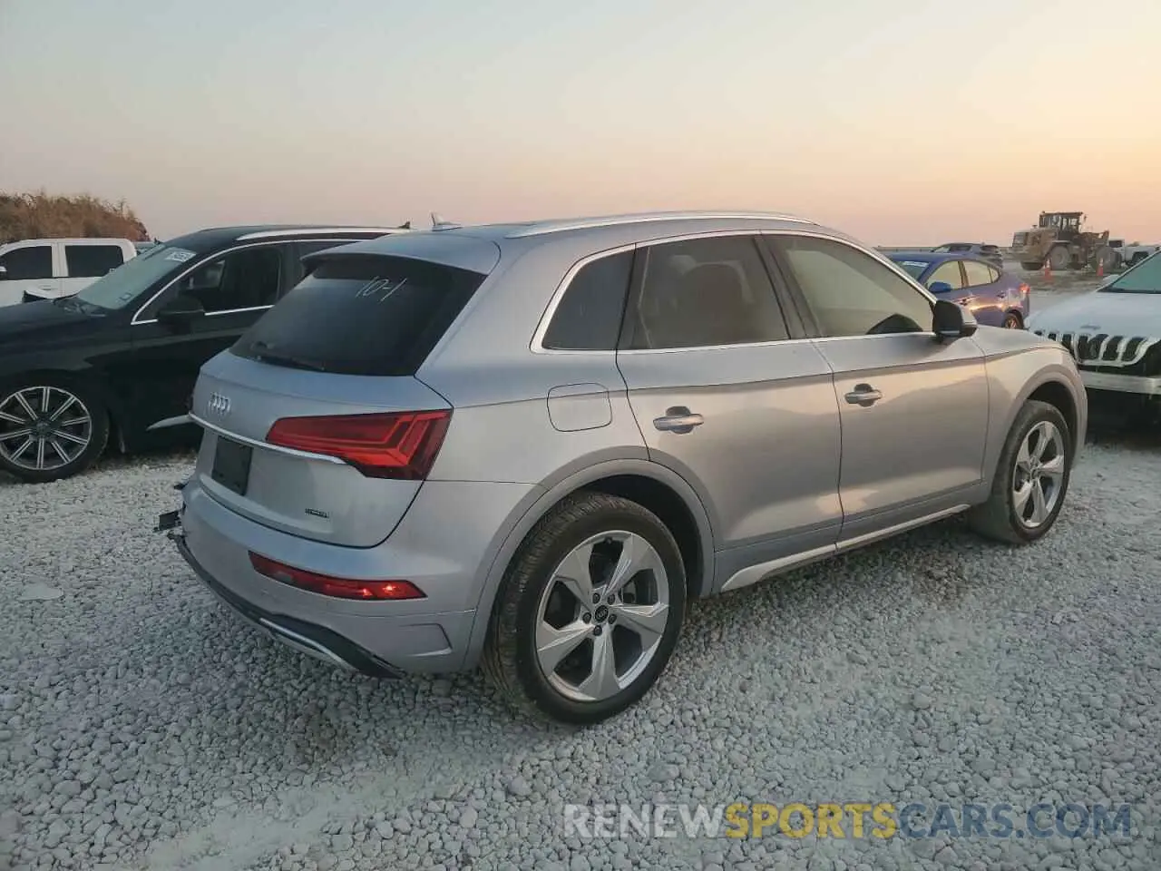 3 Photograph of a damaged car WA1BAAFY8M2017707 AUDI Q5 2021