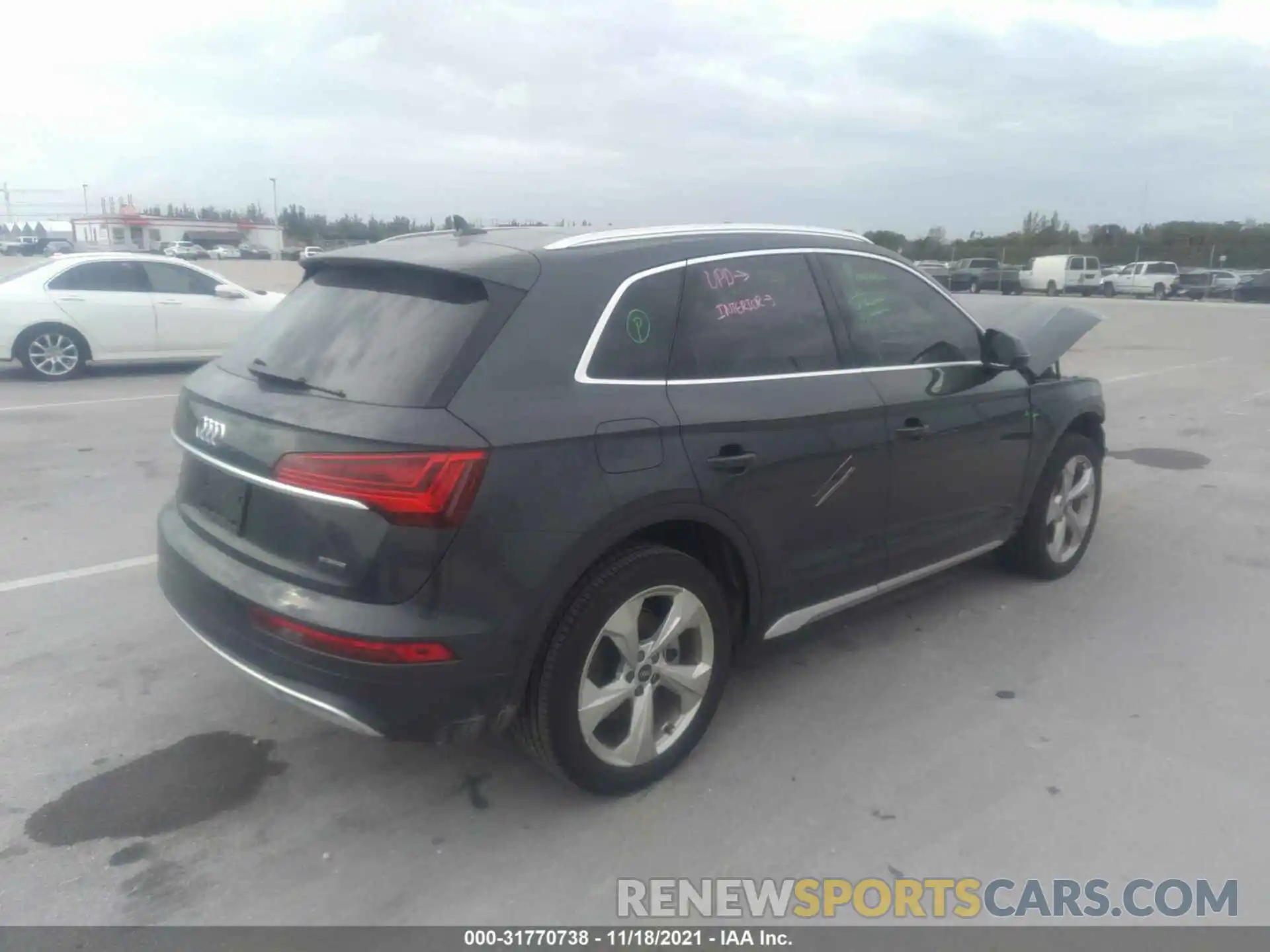 4 Photograph of a damaged car WA1BAAFY8M2066034 AUDI Q5 2021