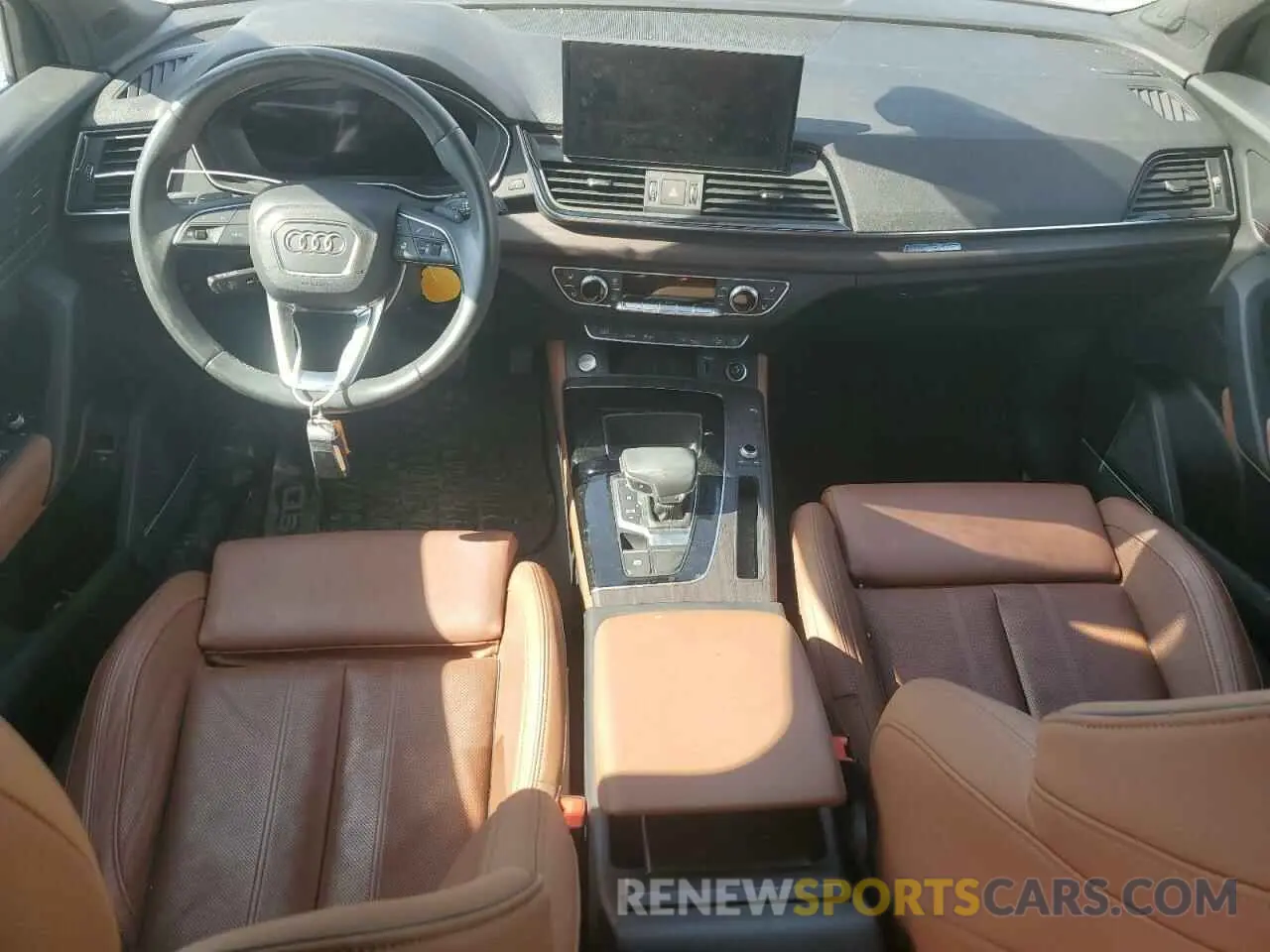 8 Photograph of a damaged car WA1BAAFY8M2082461 AUDI Q5 2021