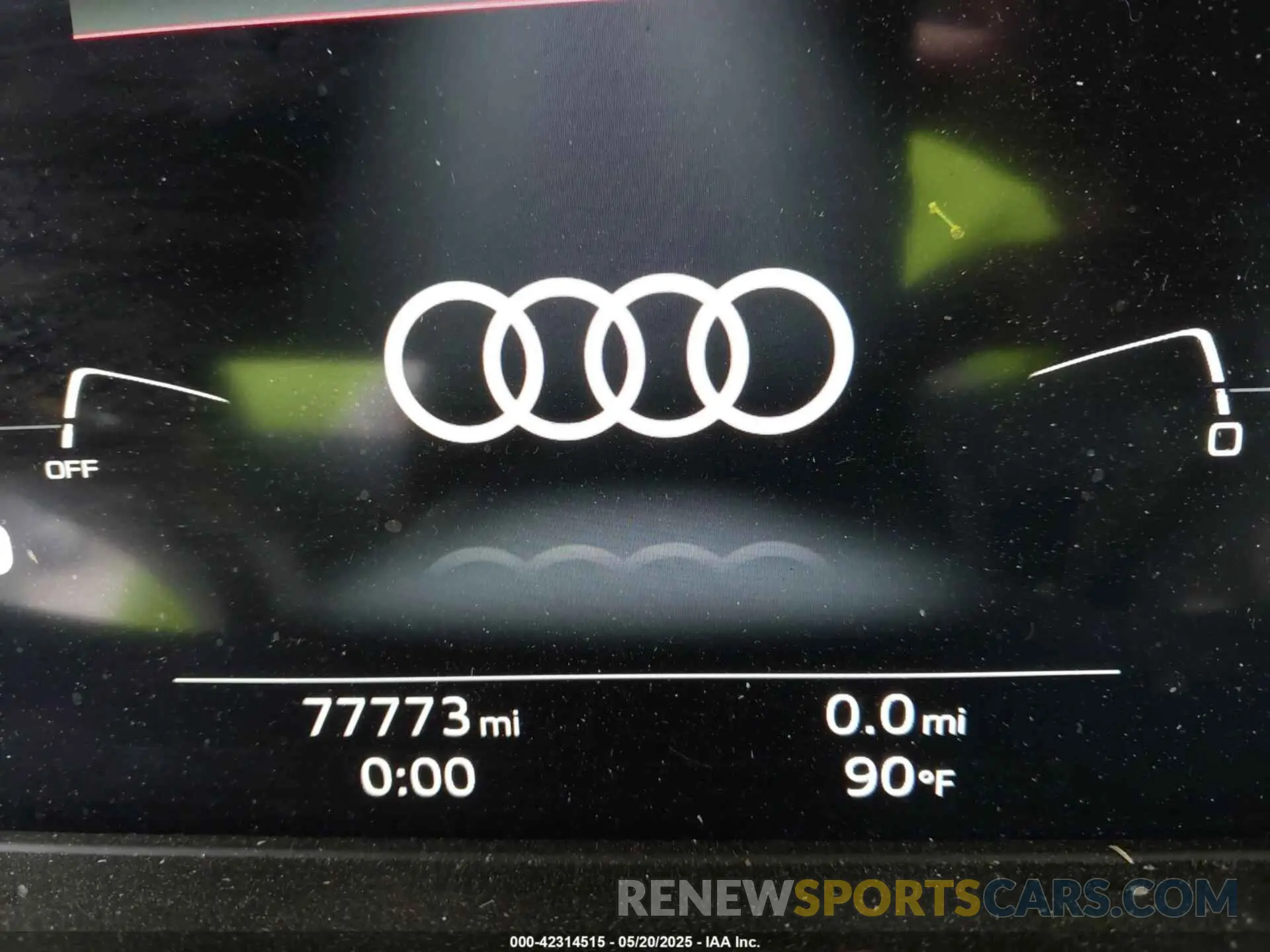 16 Photograph of a damaged car WA1BAAFY8M2097185 AUDI Q5 2021