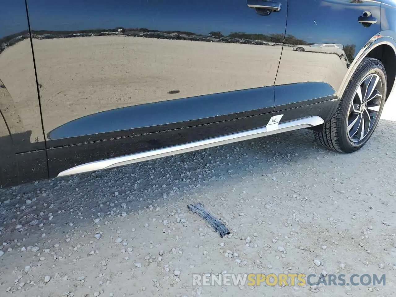 13 Photograph of a damaged car WA1BAAFY8M2128340 AUDI Q5 2021