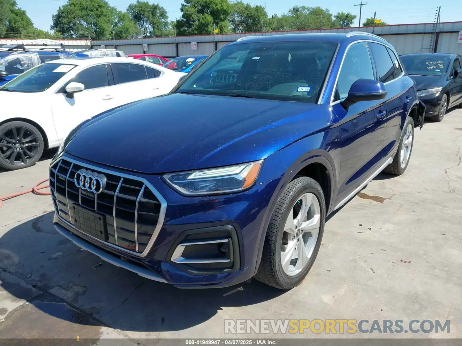 2 Photograph of a damaged car WA1BAAFY9M2055754 AUDI Q5 2021