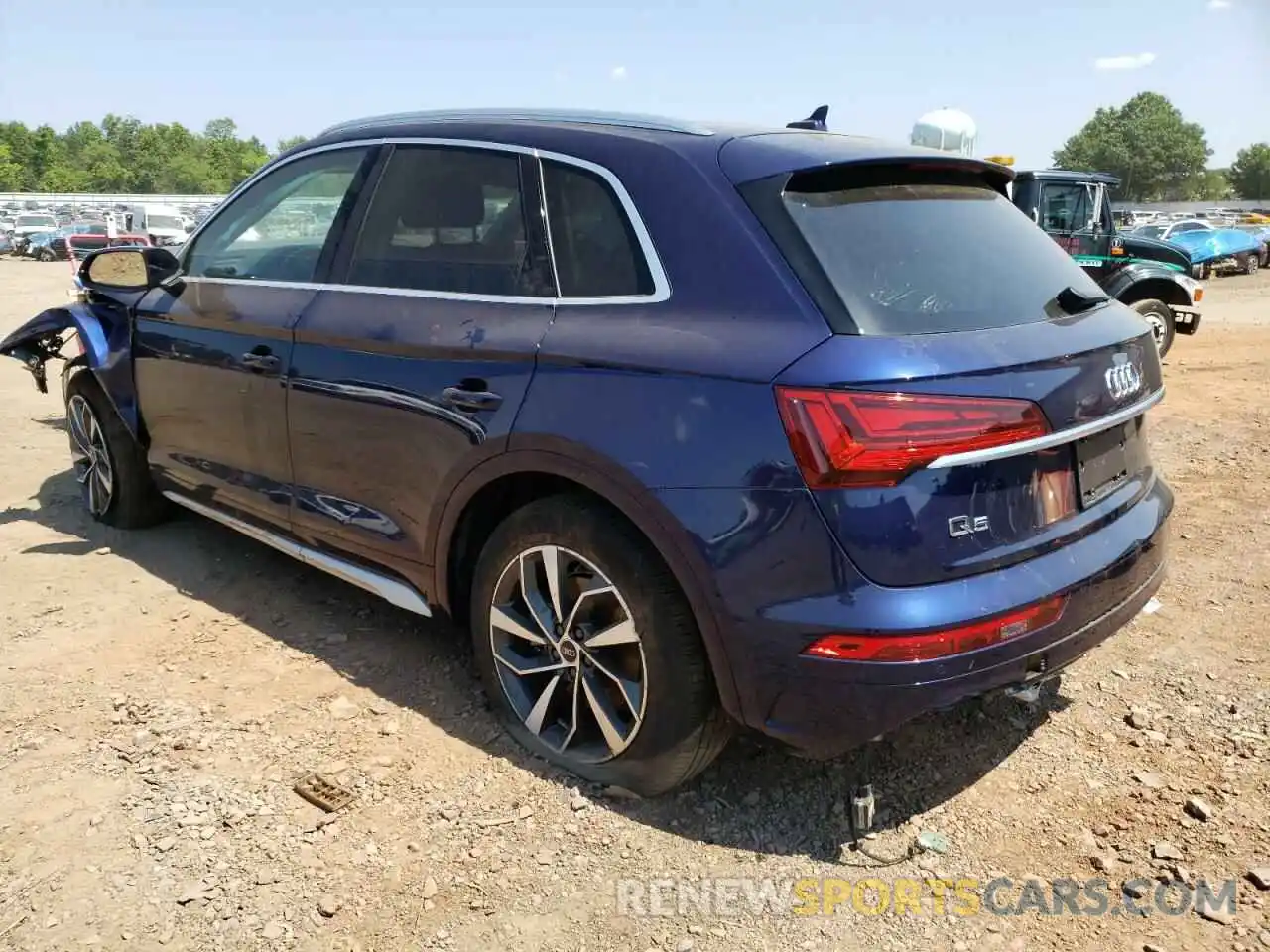 3 Photograph of a damaged car WA1BAAFY9M2061828 AUDI Q5 2021