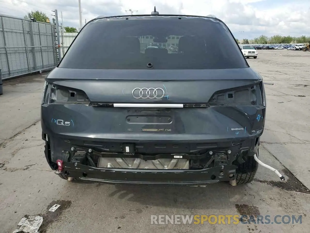 6 Photograph of a damaged car WA1BAAFY9M2068049 AUDI Q5 2021